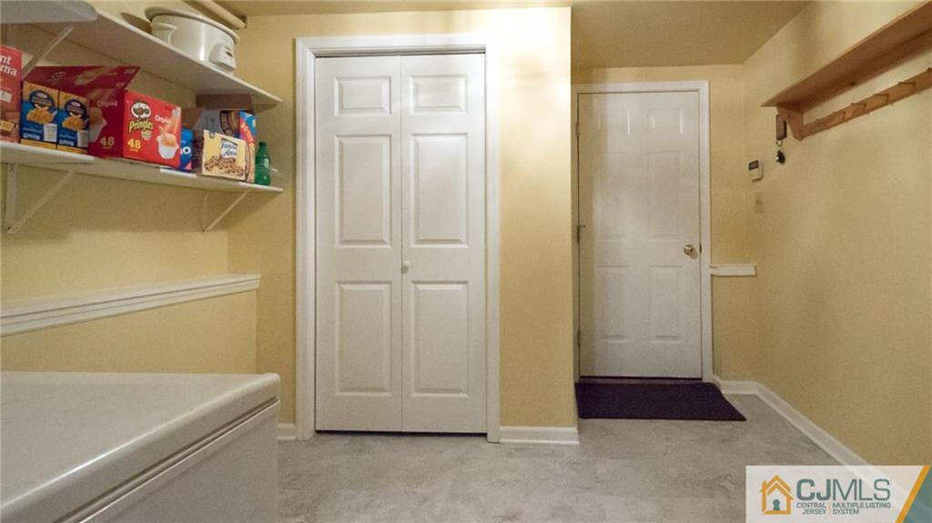 15 Eastlick Road Edison, NJ 08817 - Photo 10 of 23 a view of bathroom