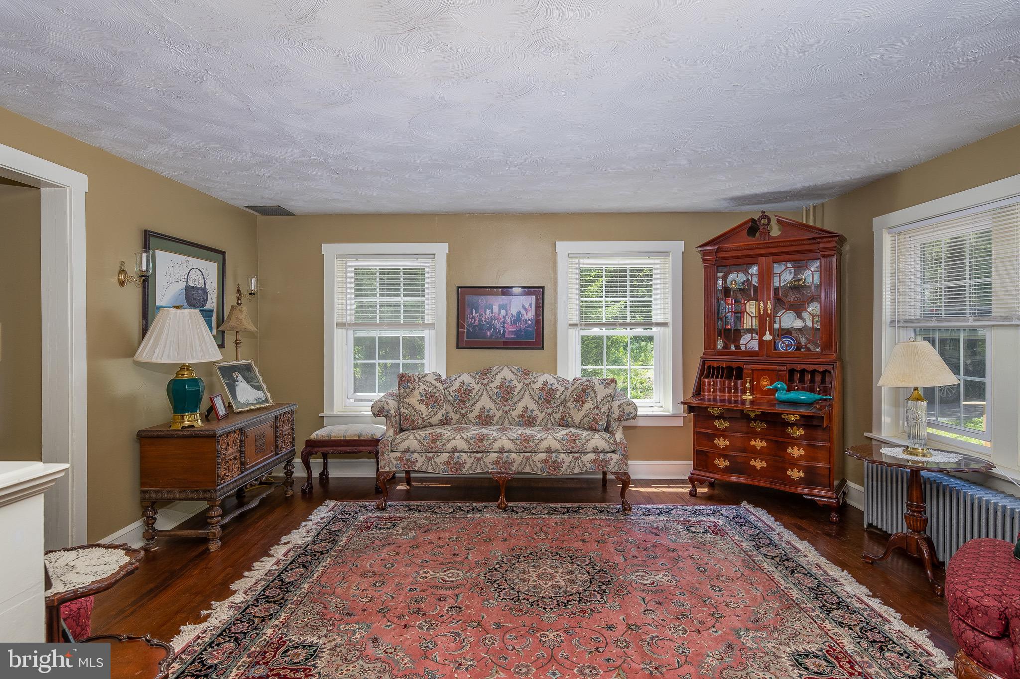 2062 Ridge Road Elverson, PA 19520 - Photo 4 of 27 Gallery Image 4