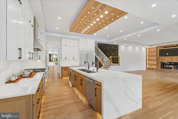 $1,995,000 | 7209 Sipes Lane, Annandale, VA 22003