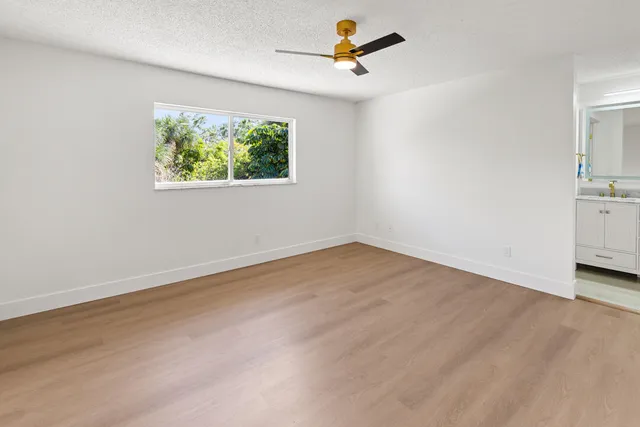 $314,900 | 652 Northeast Wax Myrtle Way, Jensen Beach, FL 34957