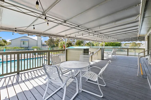 $314,900 | 652 Northeast Wax Myrtle Way, Jensen Beach, FL 34957