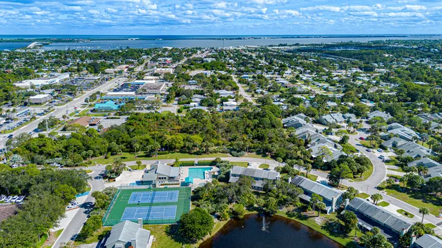 $314,900 | 652 Northeast Wax Myrtle Way, Jensen Beach, FL 34957