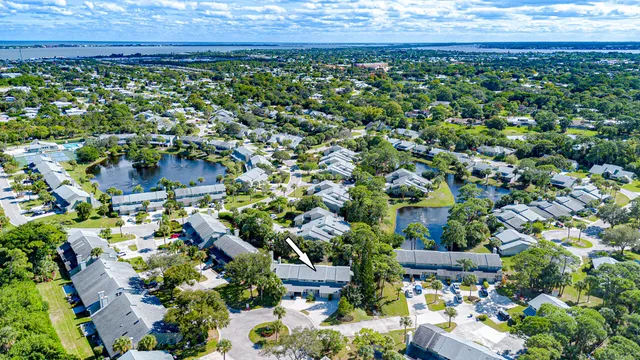 $314,900 | 652 Northeast Wax Myrtle Way, Jensen Beach, FL 34957