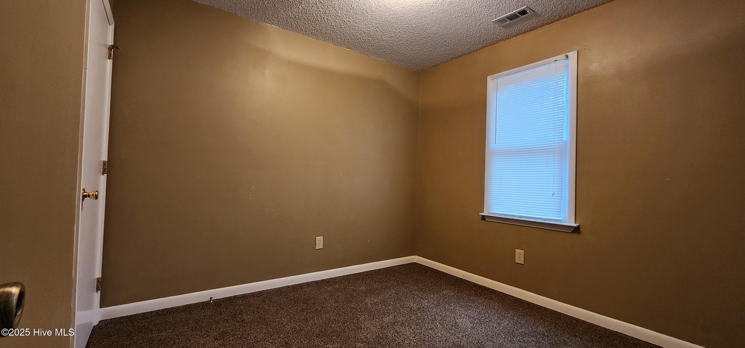 11 Portwest Townhouses Drive, Unit C Swansboro, NC 28584 - Photo 13 of 18 20240223_103207