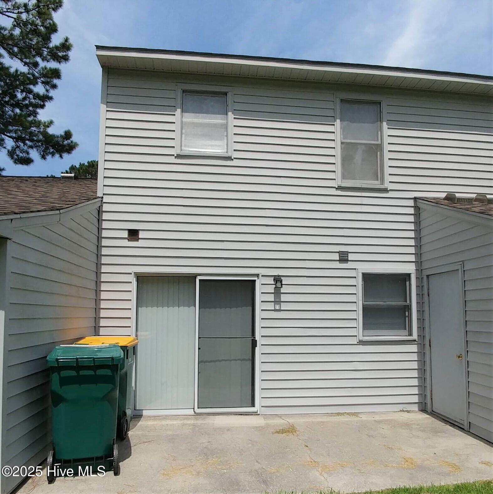 11 Portwest Townhouses Drive, Unit C Swansboro, NC 28584 - Photo 14 of 18 2