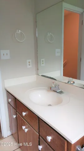 $1,250 | 11 Portwest Townhouses Drive, Unit C, Swansboro, NC 28584