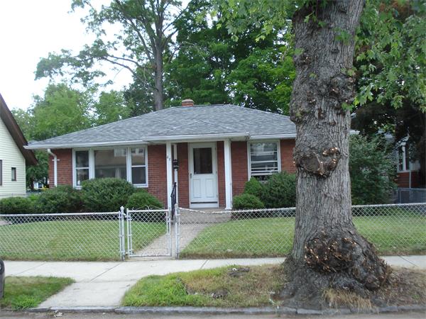 67 Sylvan Street Springfield, MA 01108 - Photo 2 of 20
