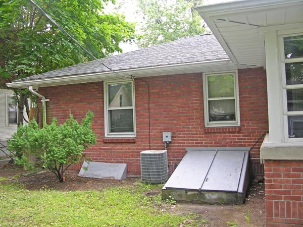 67 Sylvan Street Springfield, MA 01108 - Photo 3 of 20