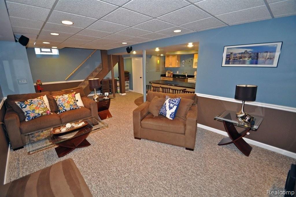 850 Lincoln Road Grosse Pointe, MI 48230 - Photo 36 of 41 34 (Copy).jpg