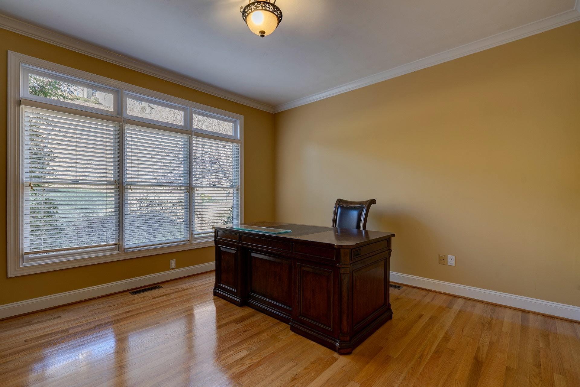 1420 Longview Road Roanoke, VA 24018 - Photo 21 of 52 021-305017-DSC05405_6_7_8_9_7459349