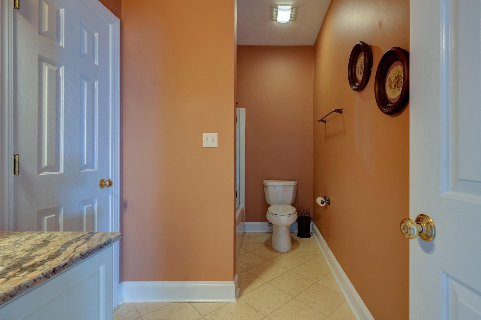 1420 Longview Road Roanoke, VA 24018 - Photo 24 of 52 024-305017-DSC05420_1_2_3_4_7459352