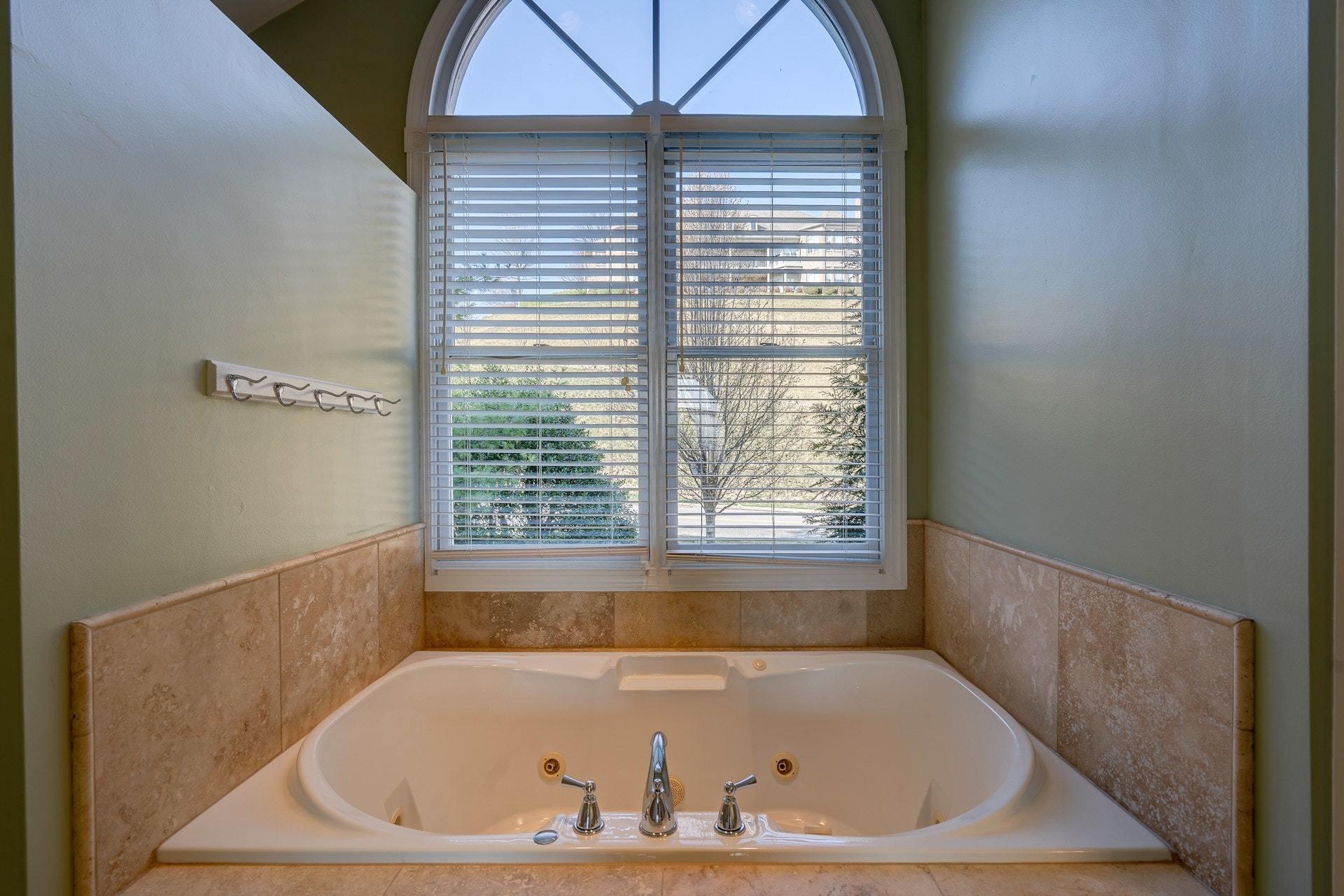 1420 Longview Road Roanoke, VA 24018 - Photo 29 of 52 029-305017-DSC05450_1_2_3_4_7459357