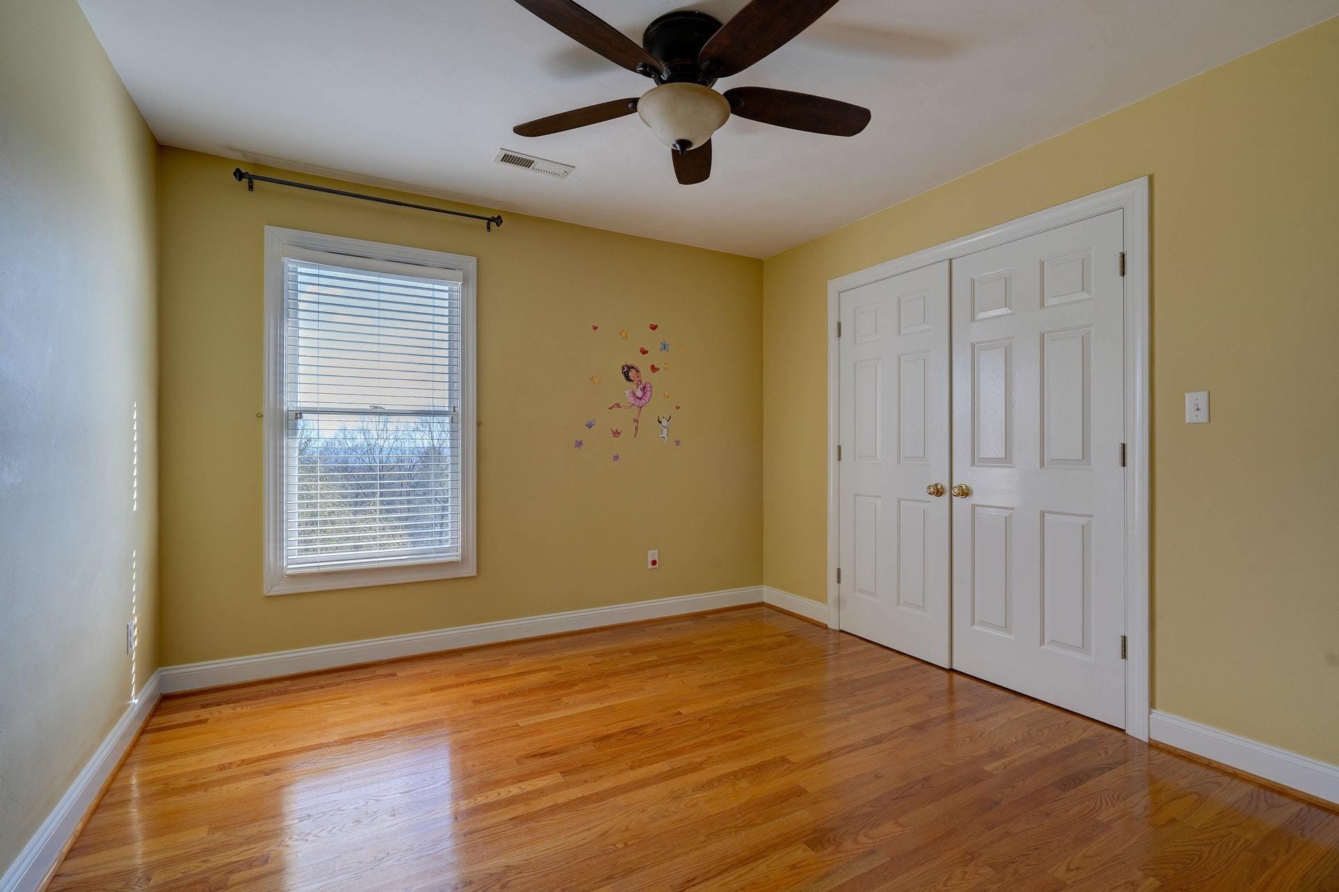 1420 Longview Road Roanoke, VA 24018 - Photo 32 of 52 032-305017-DSC05465_6_7_8_9_7459360