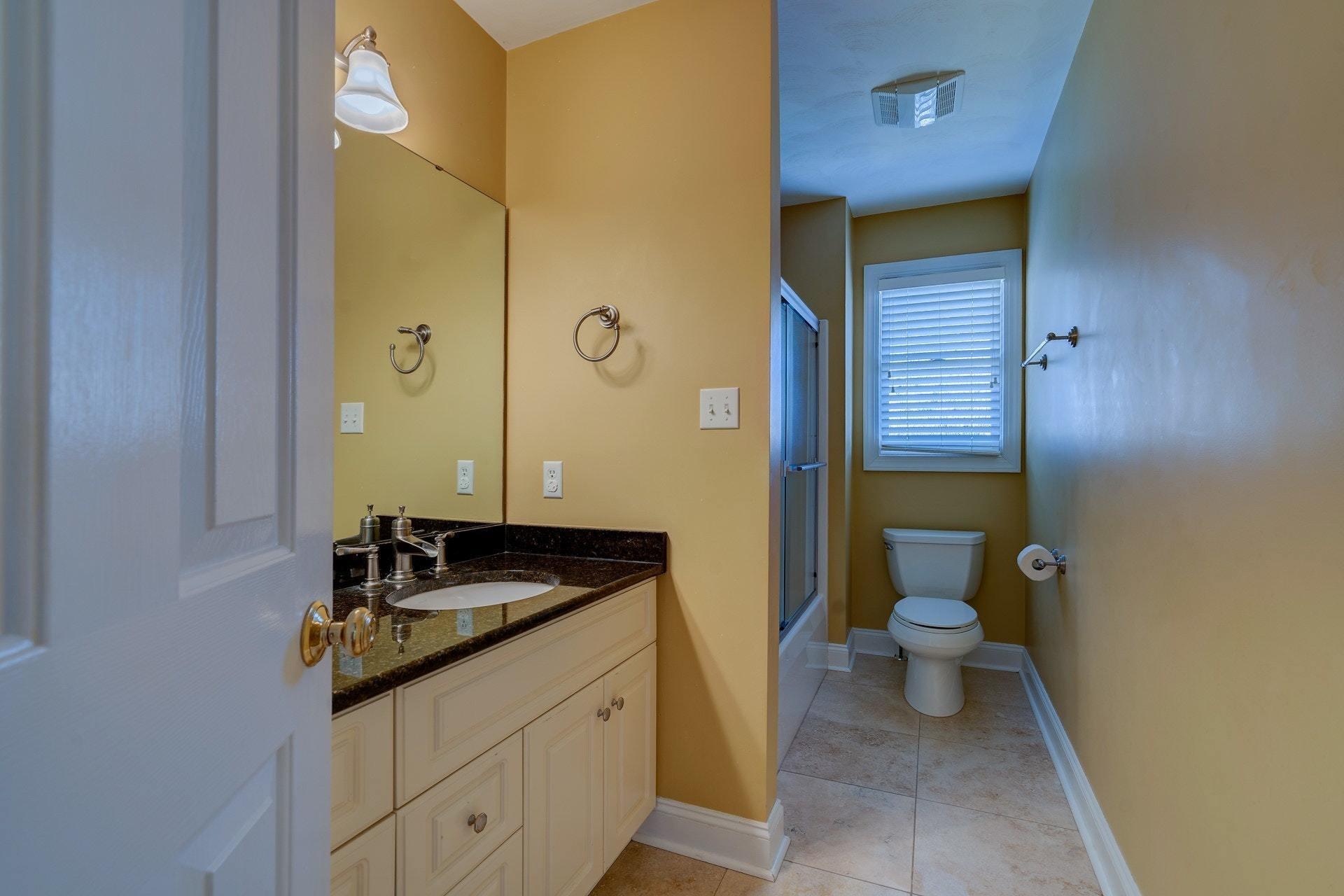 1420 Longview Road Roanoke, VA 24018 - Photo 36 of 52 036-305017-DSC05495_6_7_8_9_7459364
