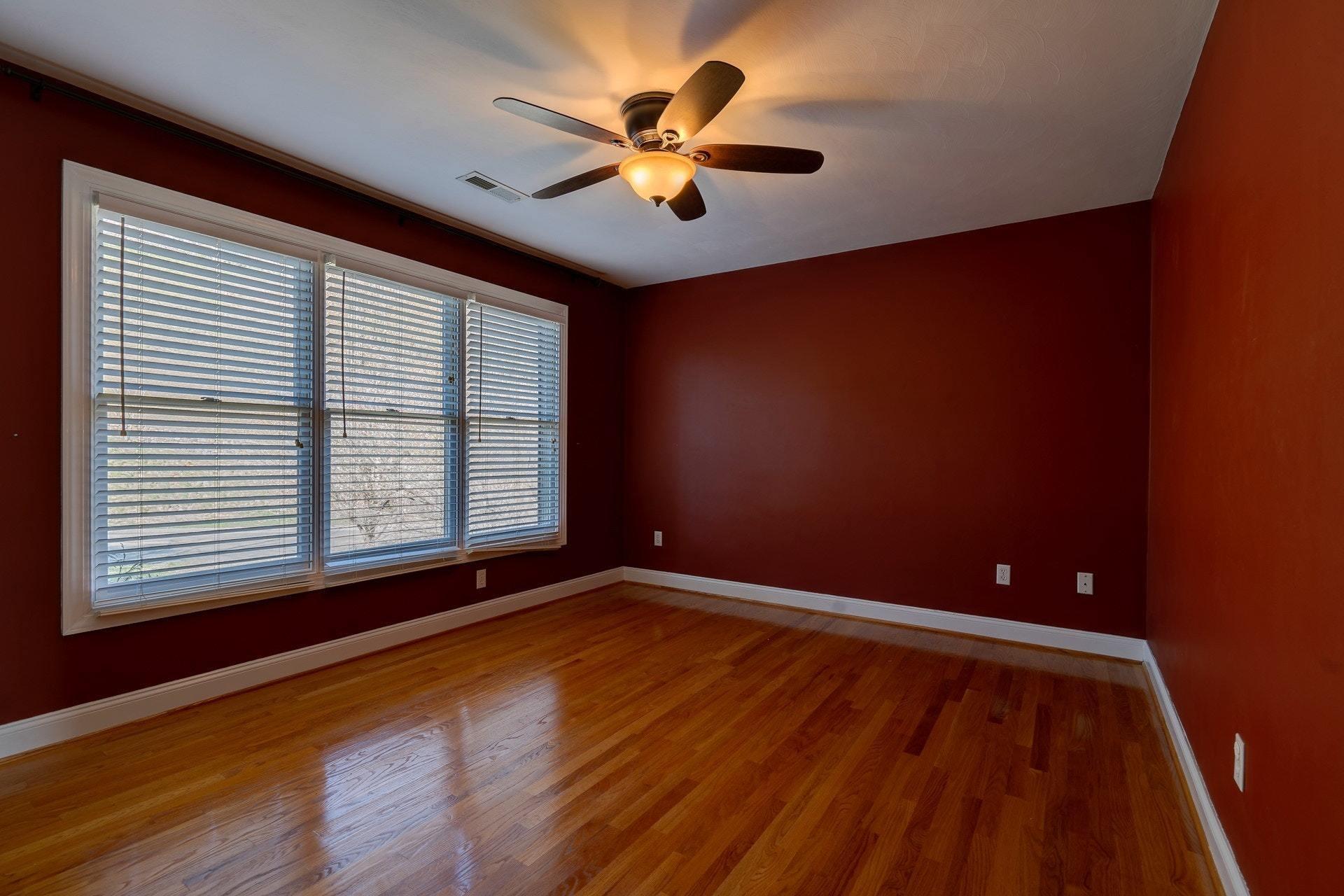 1420 Longview Road Roanoke, VA 24018 - Photo 37 of 52 037-305017-DSC05500_1_2_3_4_7459365