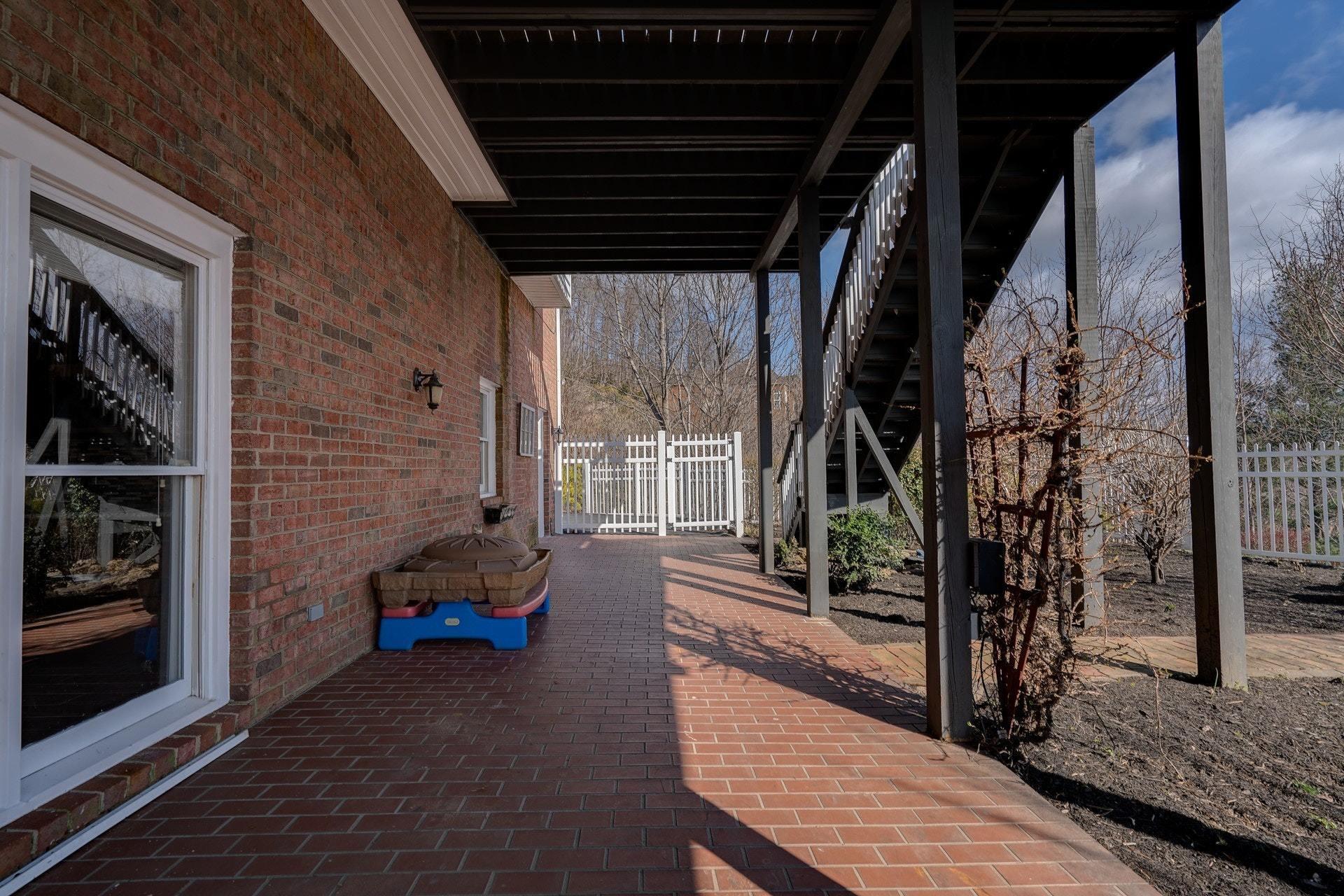 1420 Longview Road Roanoke, VA 24018 - Photo 46 of 52 042-305017-DSC05530_1_2_3_4_7459379