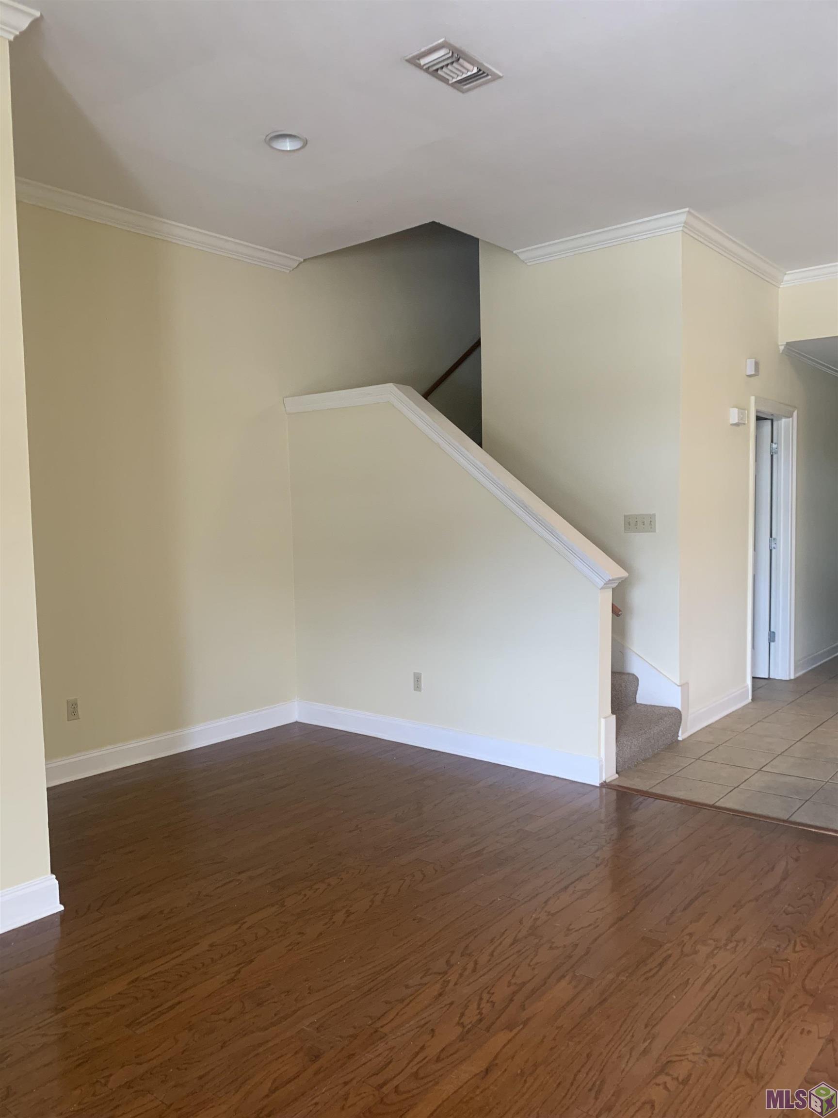 352 East Boyd Drive, Unit 203 Baton Rouge, LA 70808 - Photo 3 of 12