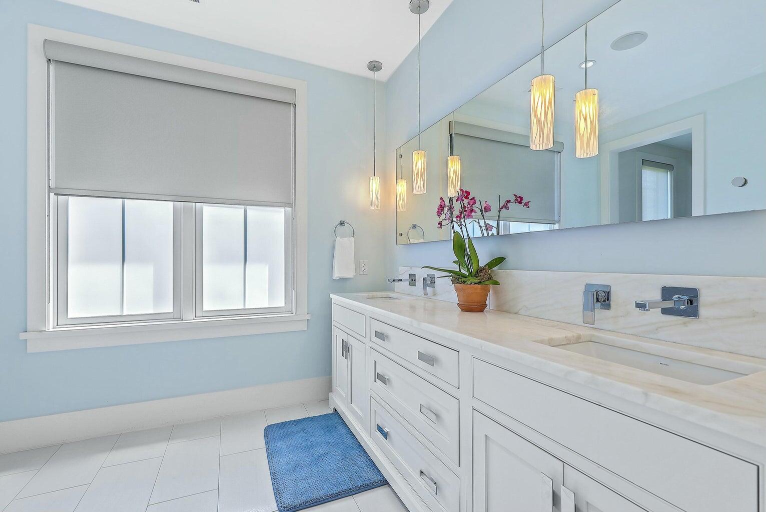 105 May Lane Mount Pleasant, SC 29464 - Photo 25 of 35 Bathroom