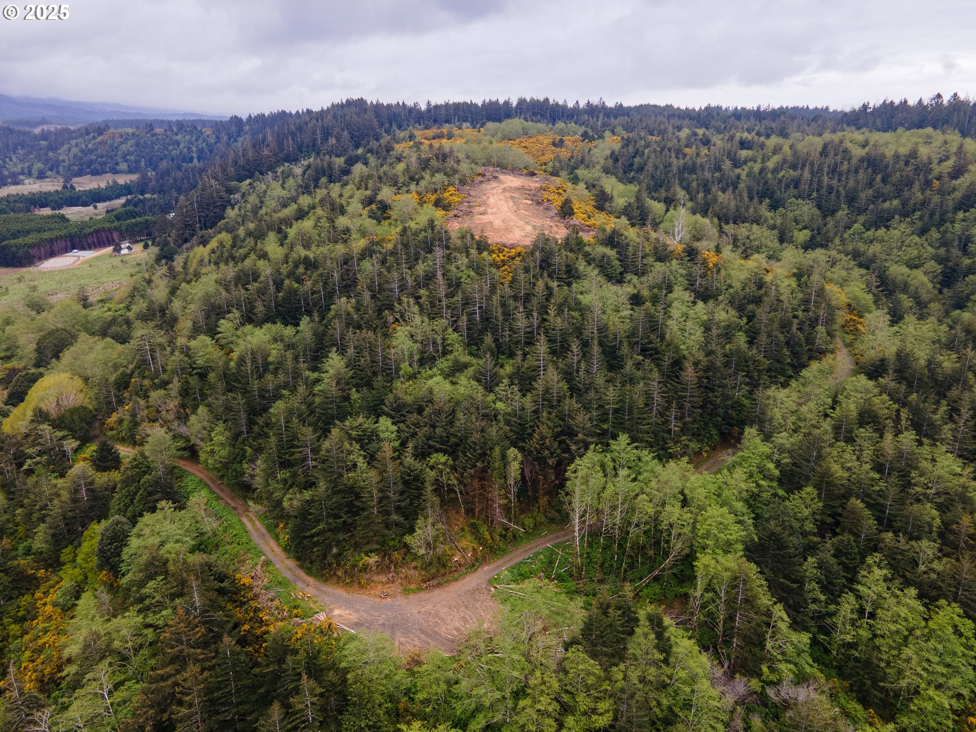 Elk River Road Port Orford, OR 97465 - Photo 14 of 22 a view of lake and mountain