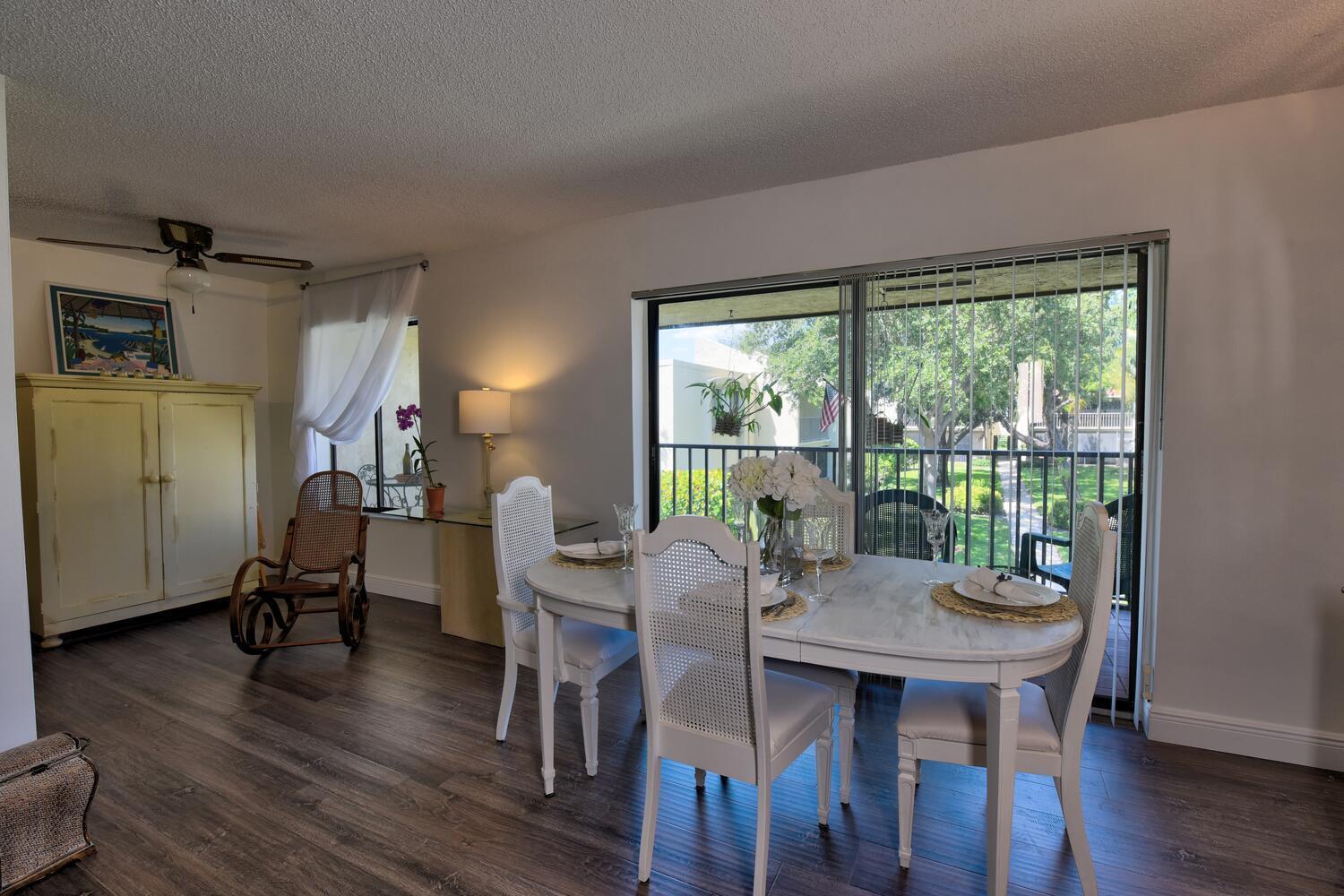 150 Pineview Road, Unit F5 Jupiter, FL 33469 - Photo 13 of 34 150 Pineview Rd Jupiter FL-large-019-014