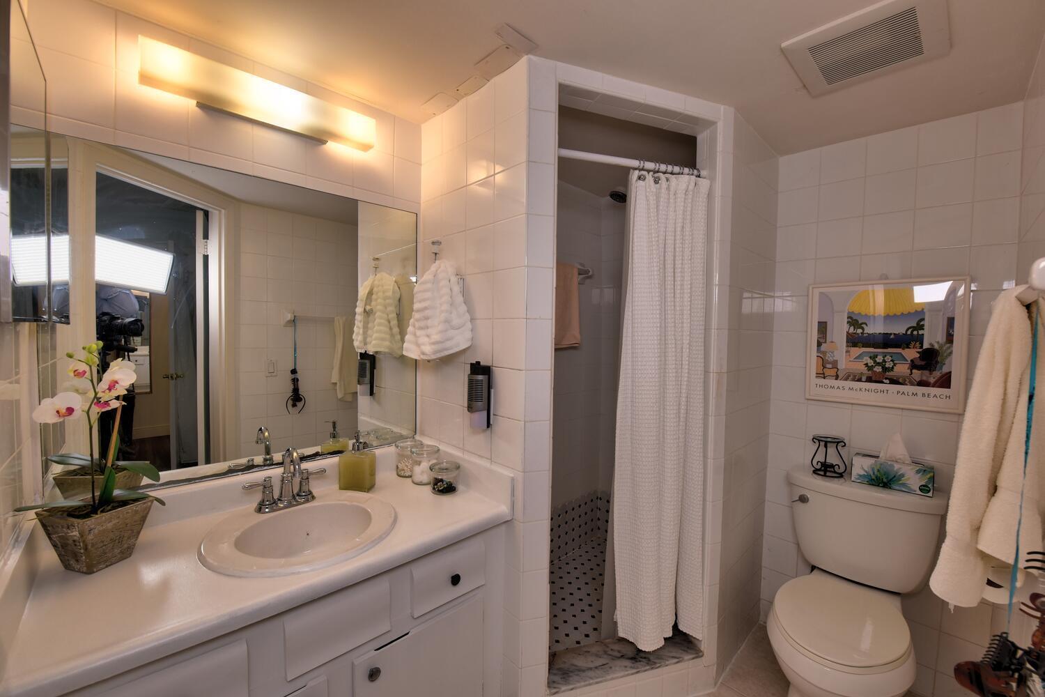 150 Pineview Road, Unit F5 Jupiter, FL 33469 - Photo 21 of 34 150 Pineview Rd Jupiter FL-large-032-031