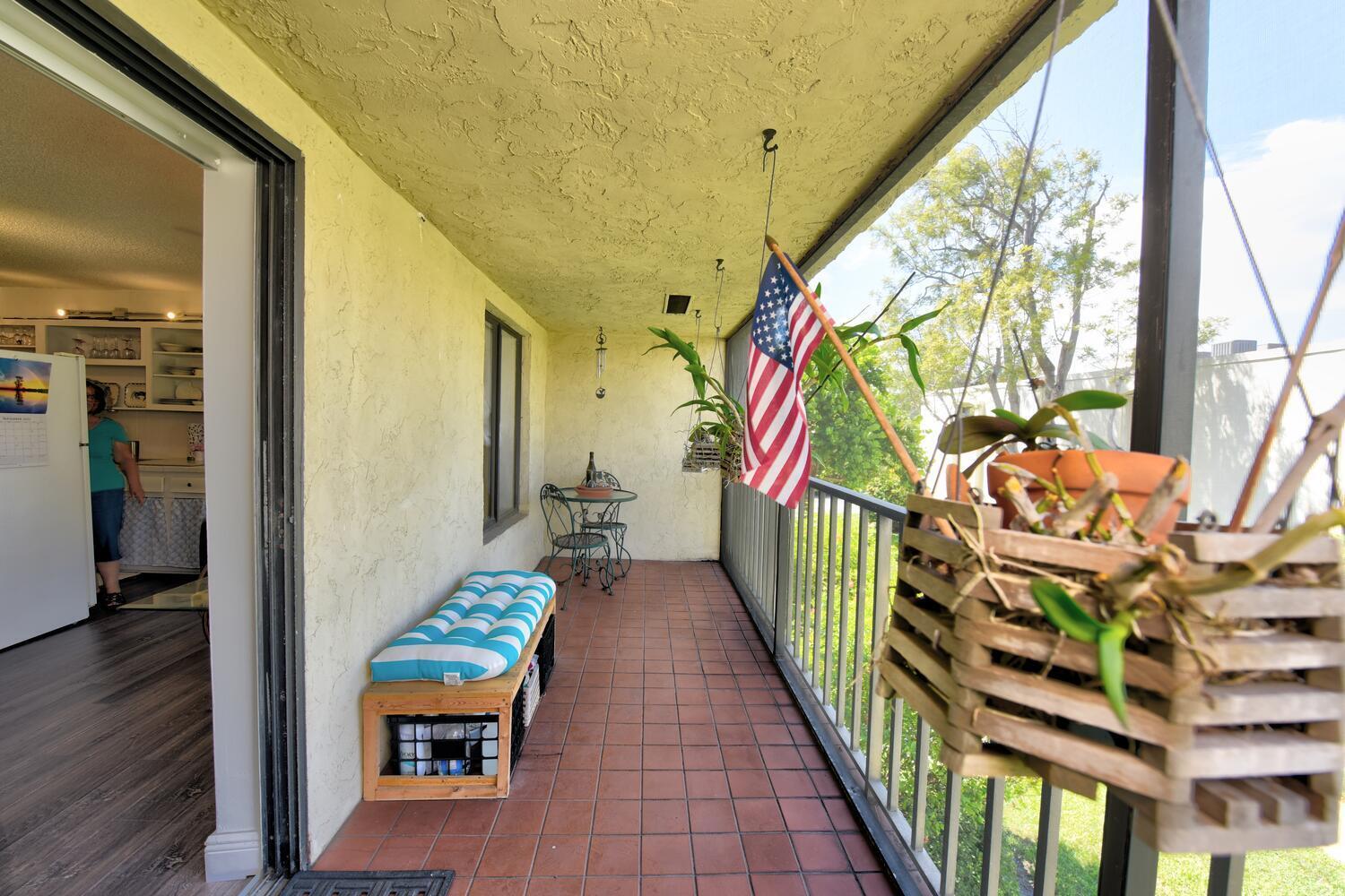 150 Pineview Road, Unit F5 Jupiter, FL 33469 - Photo 24 of 34 150 Pineview Rd Jupiter FL-large-038-035