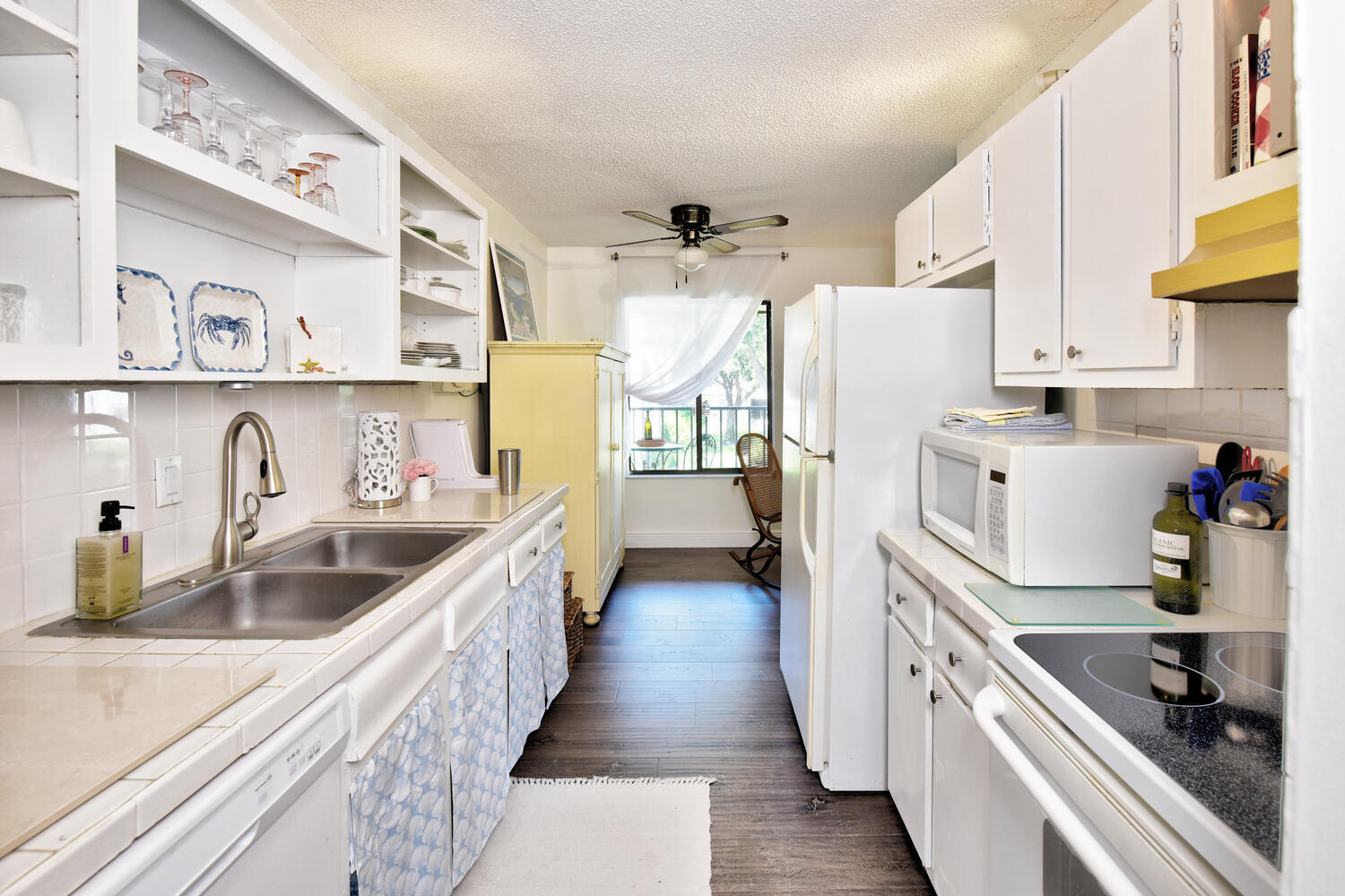 150 Pineview Road, Unit F5 Jupiter, FL 33469 - Photo 5 of 34 150 Pineview Rd Jupiter FL-large-007-009