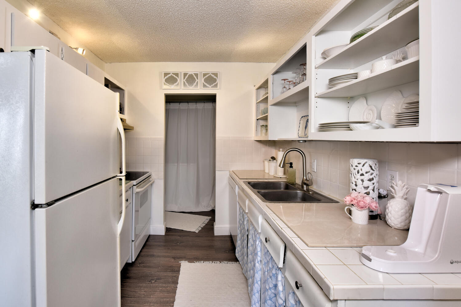 150 Pineview Road, Unit F5 Jupiter, FL 33469 - Photo 6 of 34 150 Pineview Rd Jupiter FL-large-010-006