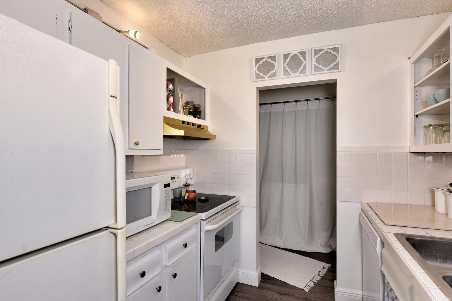 150 Pineview Road, Unit F5 Jupiter, FL 33469 - Photo 7 of 34 150 Pineview Rd Jupiter FL-large-011-007