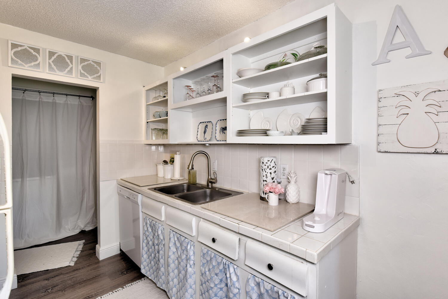 150 Pineview Road, Unit F5 Jupiter, FL 33469 - Photo 8 of 34 150 Pineview Rd Jupiter FL-large-012-005