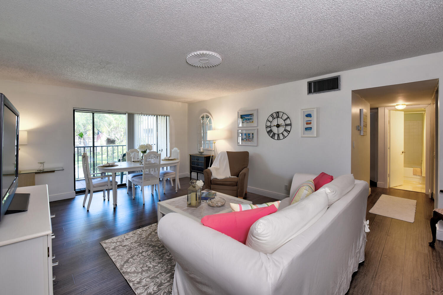 150 Pineview Road, Unit F5 Jupiter, FL 33469 - Photo 10 of 34 150 Pineview Rd Jupiter FL-large-015-016