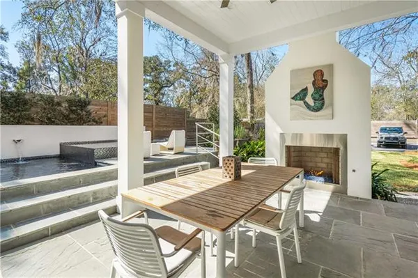 $1,795,000 | 309 South Jahncke Avenue, Covington, LA 70433