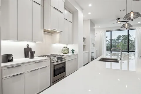 $975,000 | 12818 Verdi Drive, Houston, TX 77024