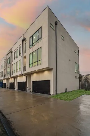 $925,000 | 12818 Verdi Drive, Houston, TX 77024