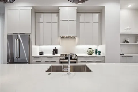 $975,000 | 12818 Verdi Drive, Houston, TX 77024