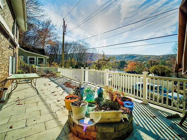 $2,500 | 16 Maiden Lane, Seymour, CT 06483