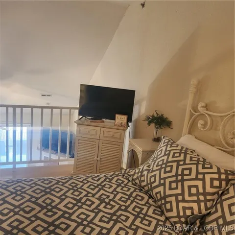 $428,900 | 4800 Eagleview Drive, Unit 243A, Osage Beach, MO 65065