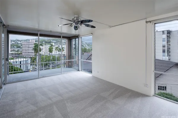 $2,400 | 1617 Ke’eaumoku Street, Unit 704, Honolulu, HI 96822