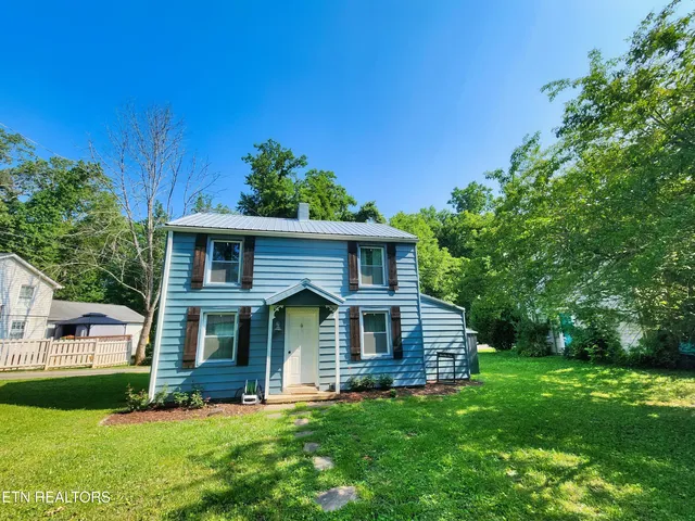 $258,900 | 224 Oak Road, Norris, TN 37828