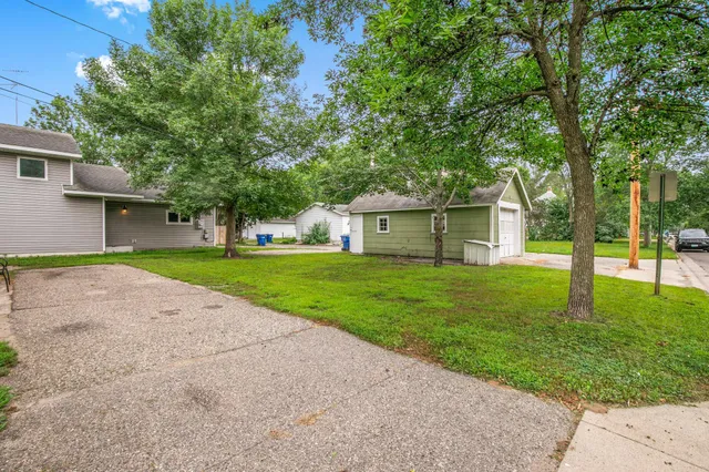 $164,900 | 801 15th Avenue South, St. Cloud, MN 56301