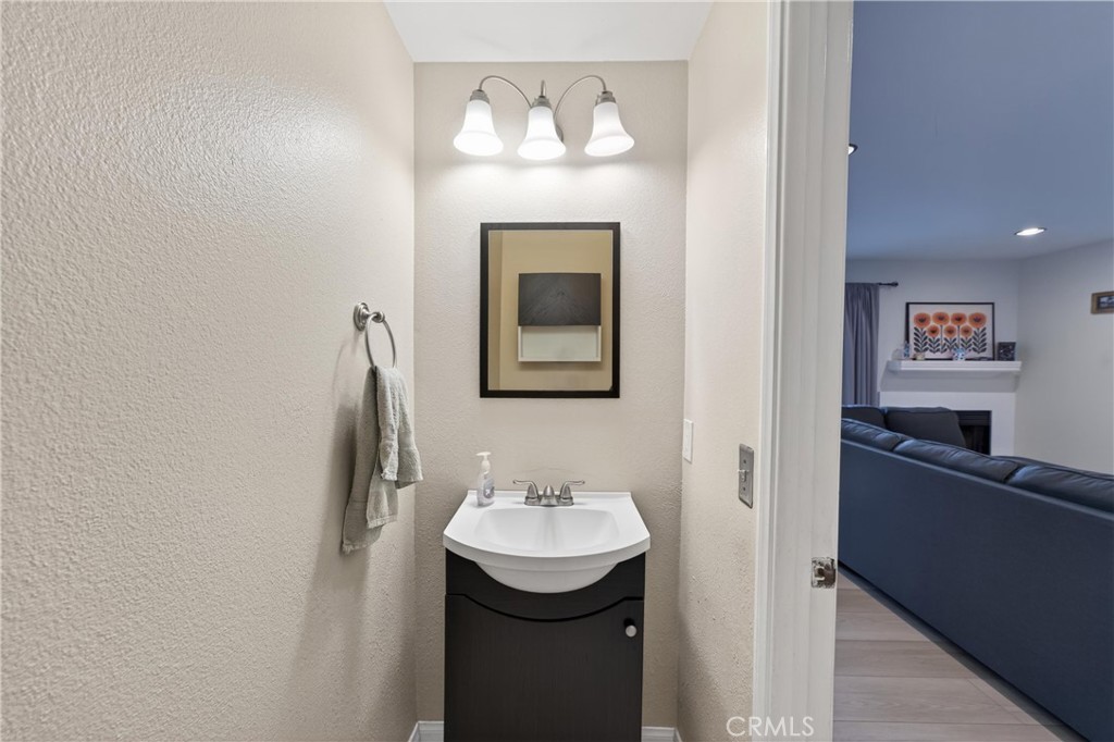 107 West Spring Street, Unit C Long Beach, CA 90806 - Photo 15 of 41