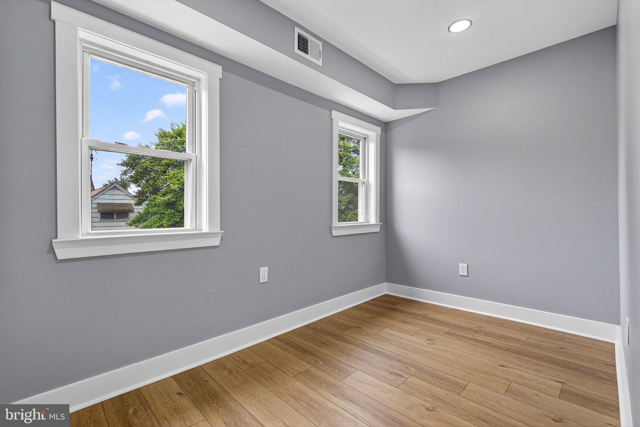 262 Colgate Baltimore, MD 21222 - Photo 25 of 48 Bright and airy room with charm.