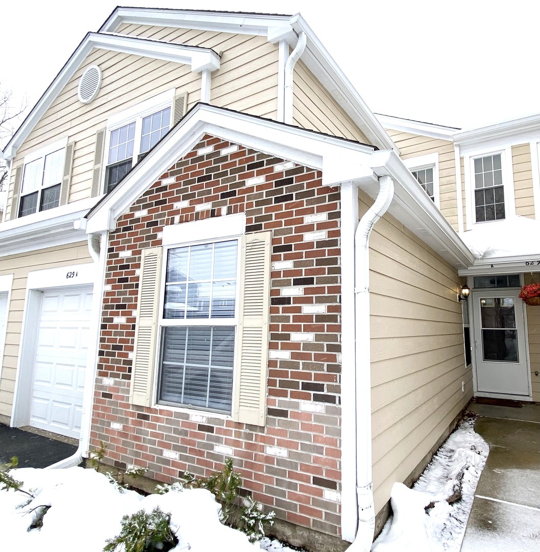 629 West Streamwood Boulevard, Unit A Streamwood, IL 60107 - Photo 1 of 10