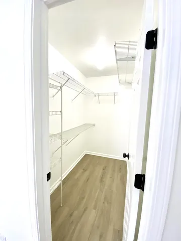 $1,700 | 629 West Streamwood Boulevard, Unit A, Streamwood, IL 60107