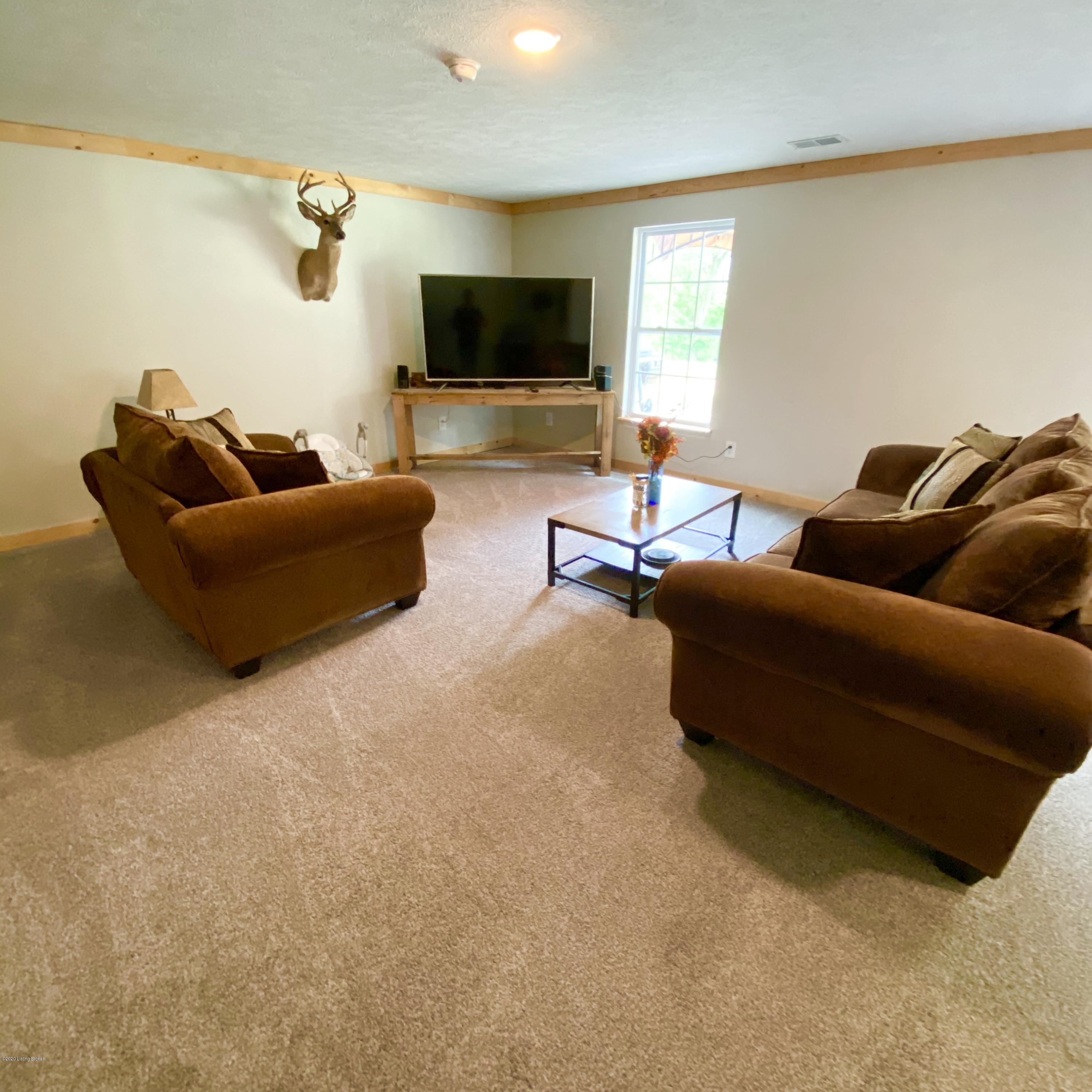 371 Tiptop Road Vine Grove, KY 40175 - Photo 34 of 49 IMG_2446