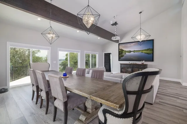 $1,595,000 | 7206 Comanche Trail, Austin, TX 78732