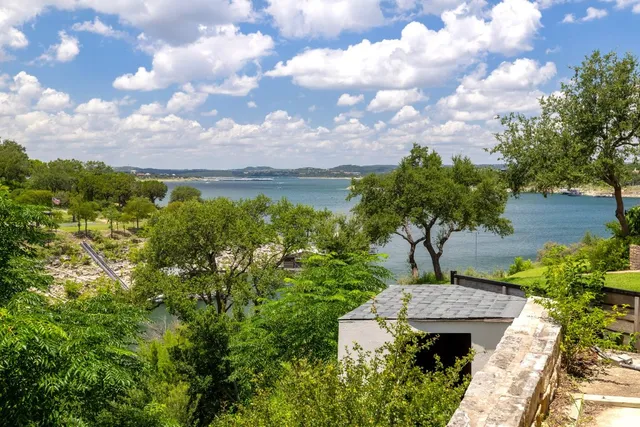 $1,595,000 | 7206 Comanche Trail, Austin, TX 78732
