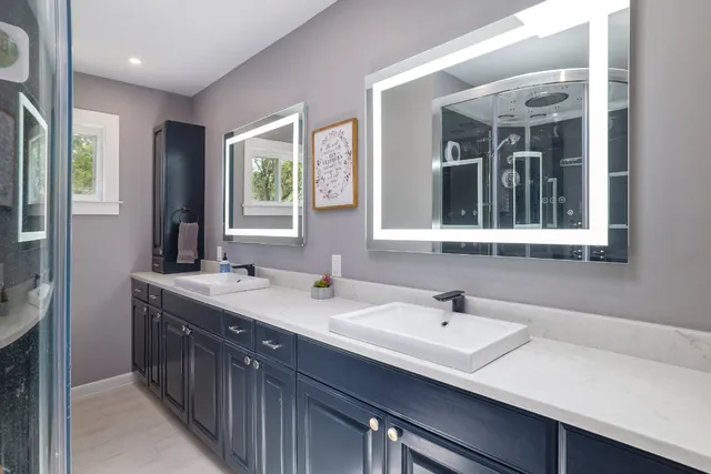 $1,595,000 | 7206 Comanche Trail, Austin, TX 78732