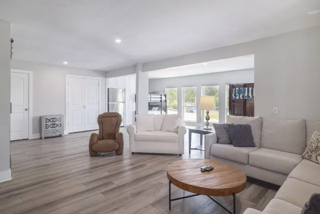 $1,595,000 | 7206 Comanche Trail, Austin, TX 78732