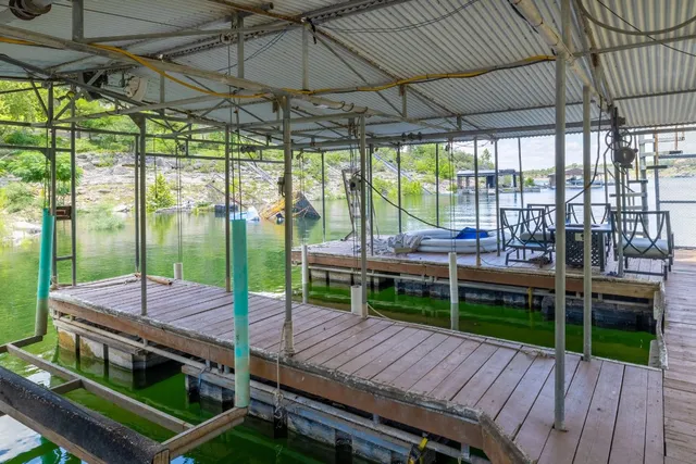 $1,595,000 | 7206 Comanche Trail, Austin, TX 78732